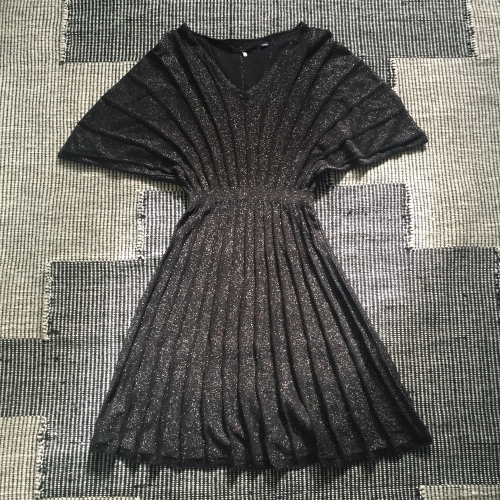 Anthropologie Gallivant Sweater Dress Black Gold - Picture 2 of 3